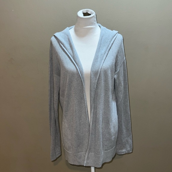 Lululemon Still Movement Wrap - Picture 5 of 9